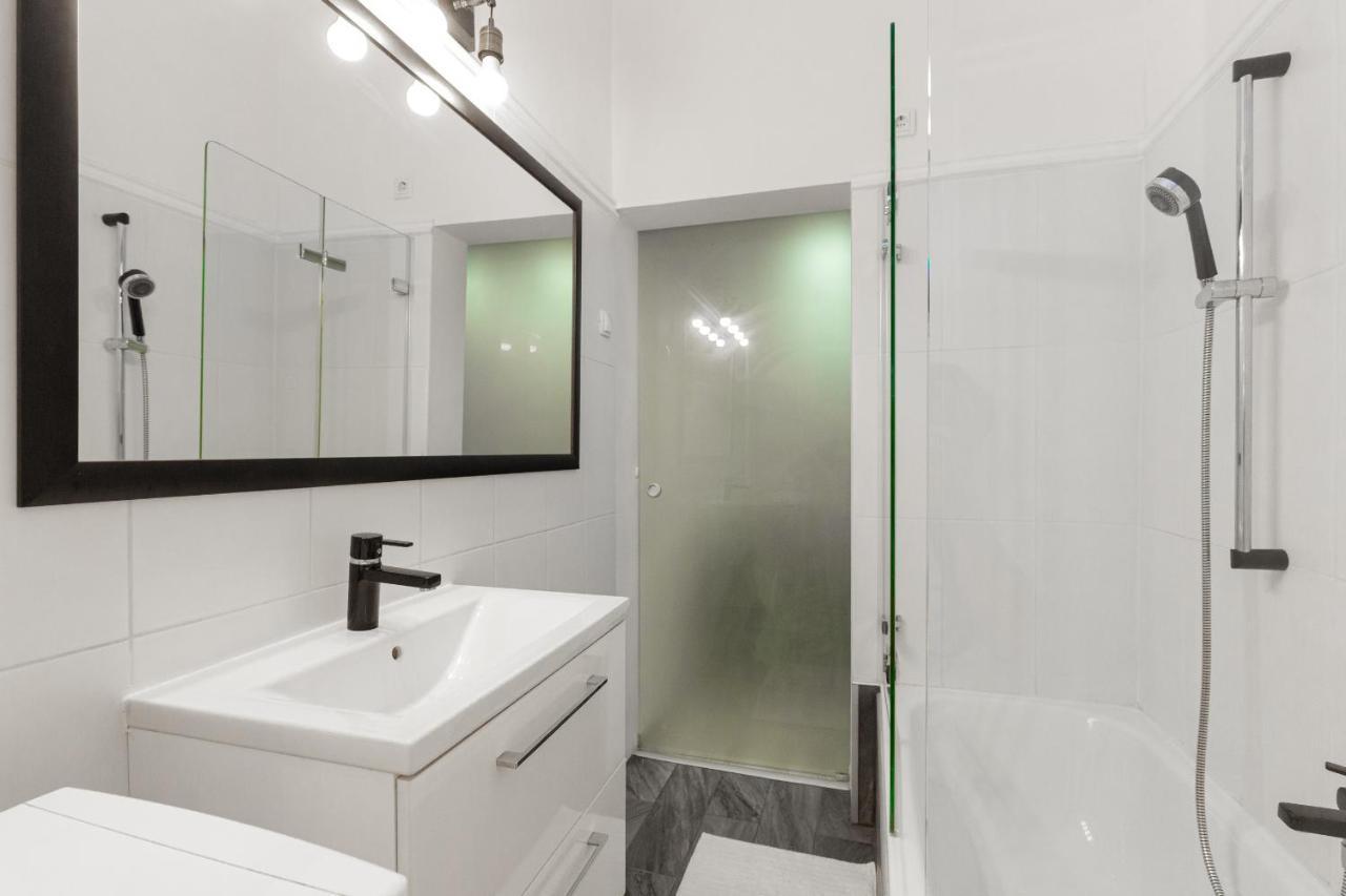 Standard Apartment By Hi5-Relax With Style Studio Budapest Exterior photo